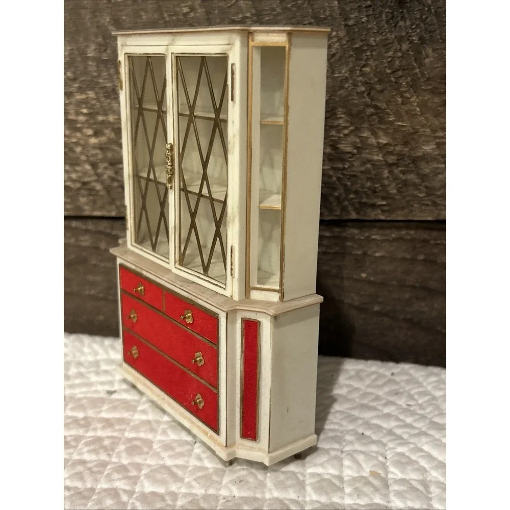 Vintage Ideal Petite Princess Hutch with Red Velvet Drawers – 1960s Dollhouse‎